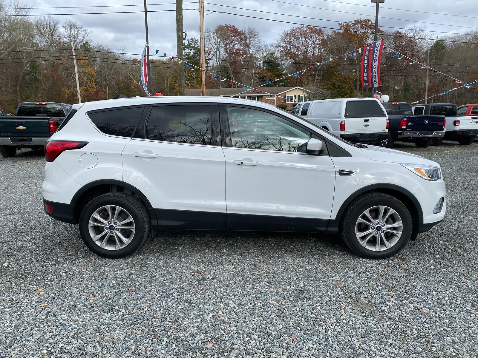 2019 Ford Escape SE 9