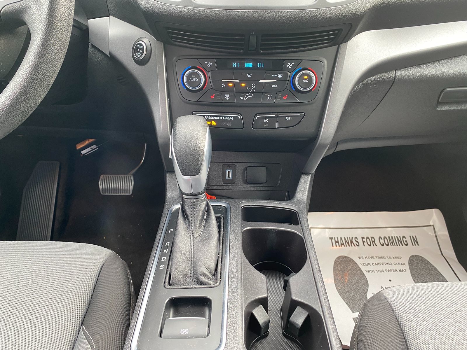 2019 Ford Escape SE 25