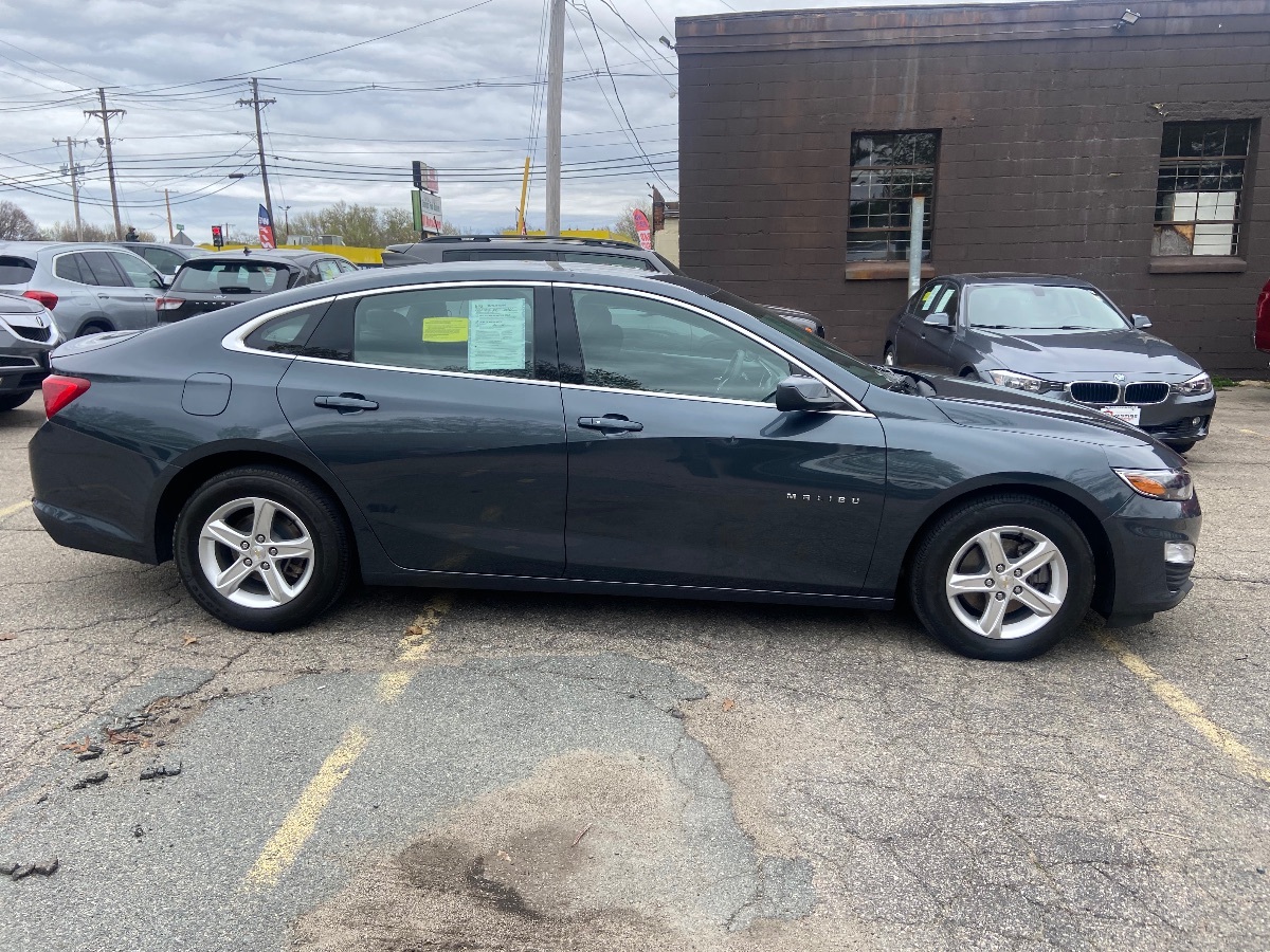 2021 Chevrolet Malibu LS 3