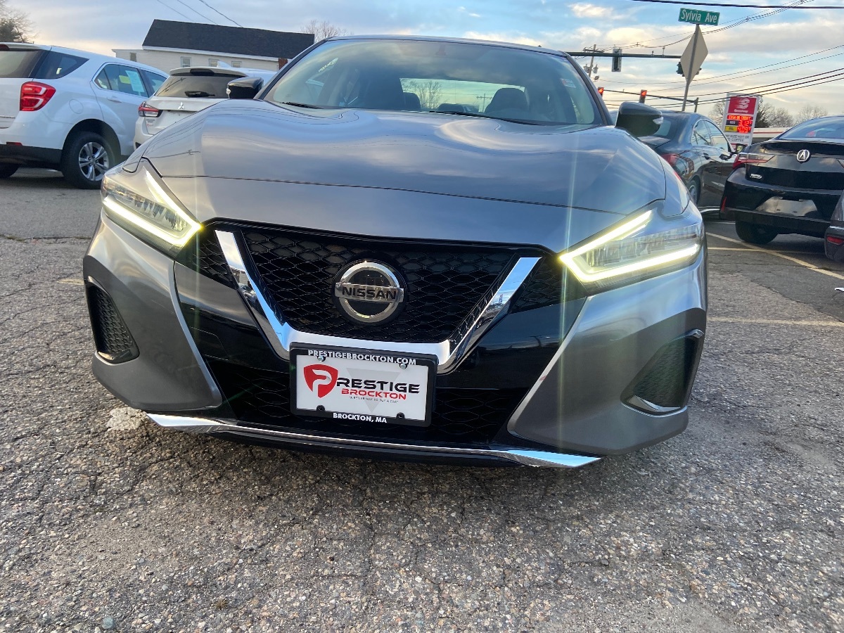 2019 Nissan Maxima SV 12