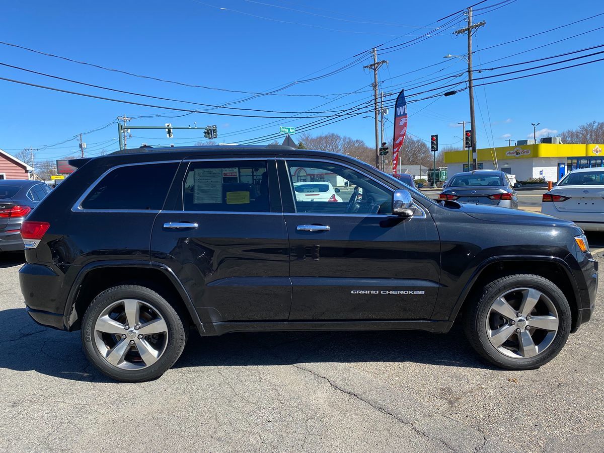 2016 Jeep Grand Cherokee Overland 7