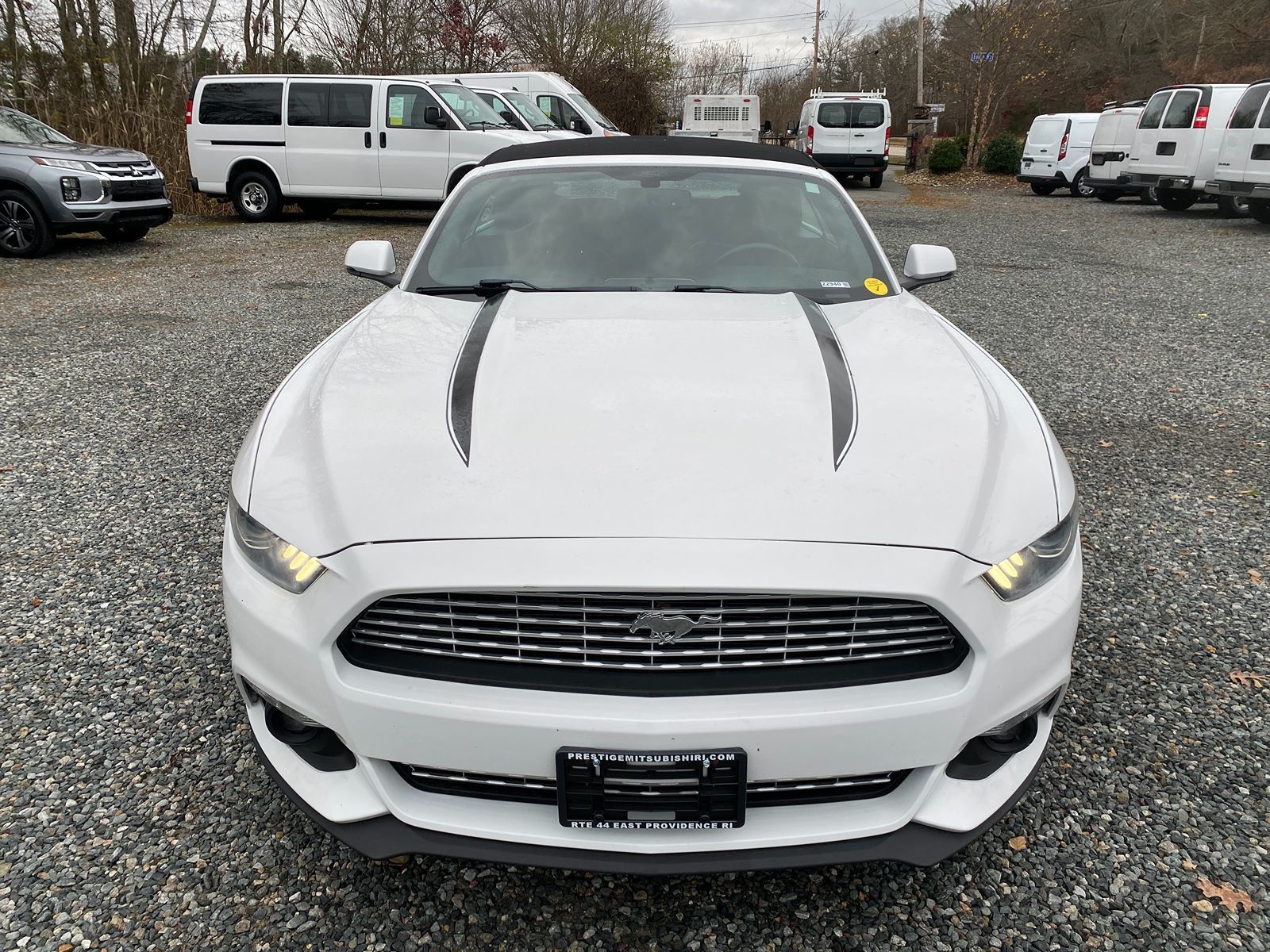 2016 Ford Mustang EcoBoost Premium 3