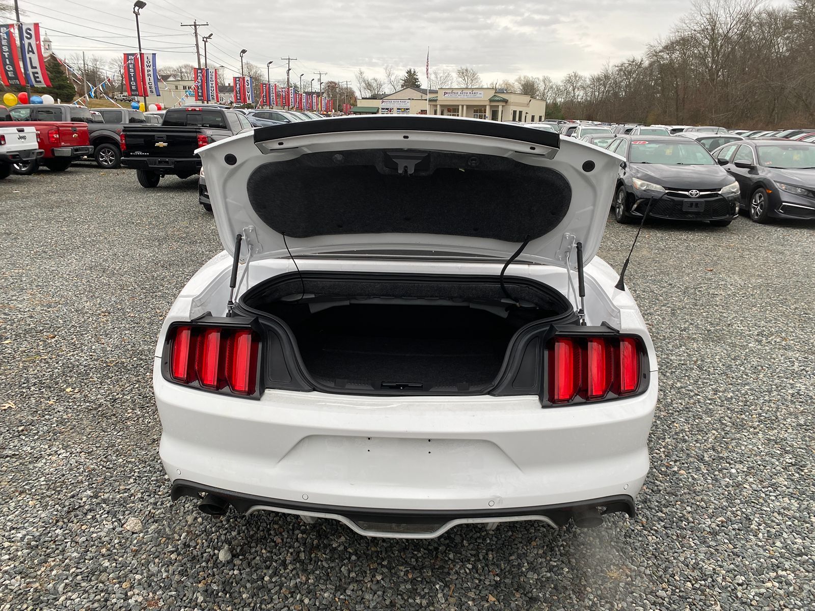 2016 Ford Mustang EcoBoost Premium 25