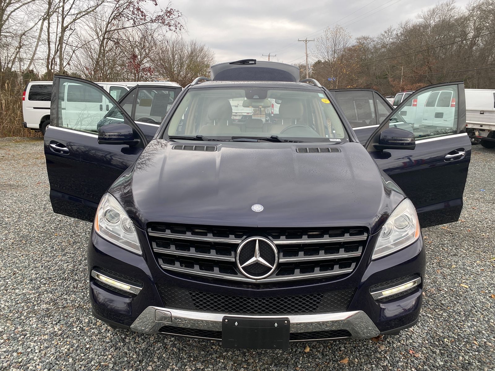 2012 Mercedes-Benz ML 350 SUV 29