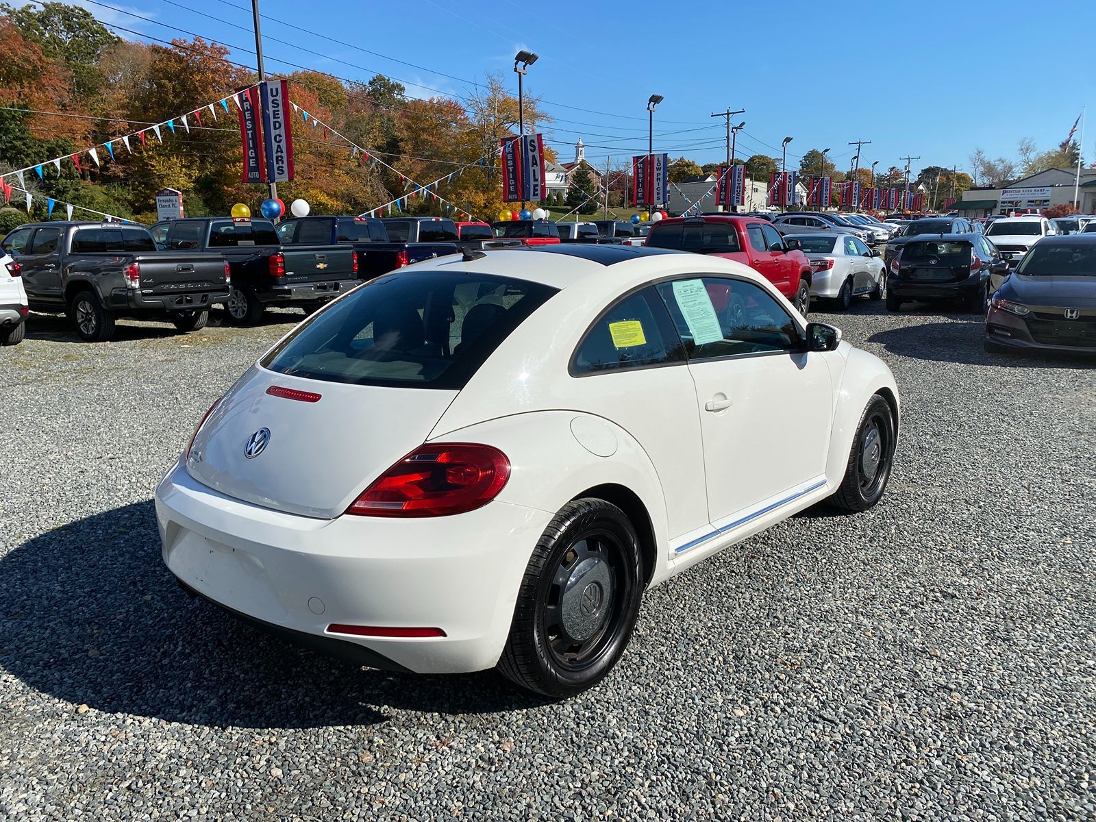 2012 Volkswagen Beetle 2.5L w/Sun PZEV 5