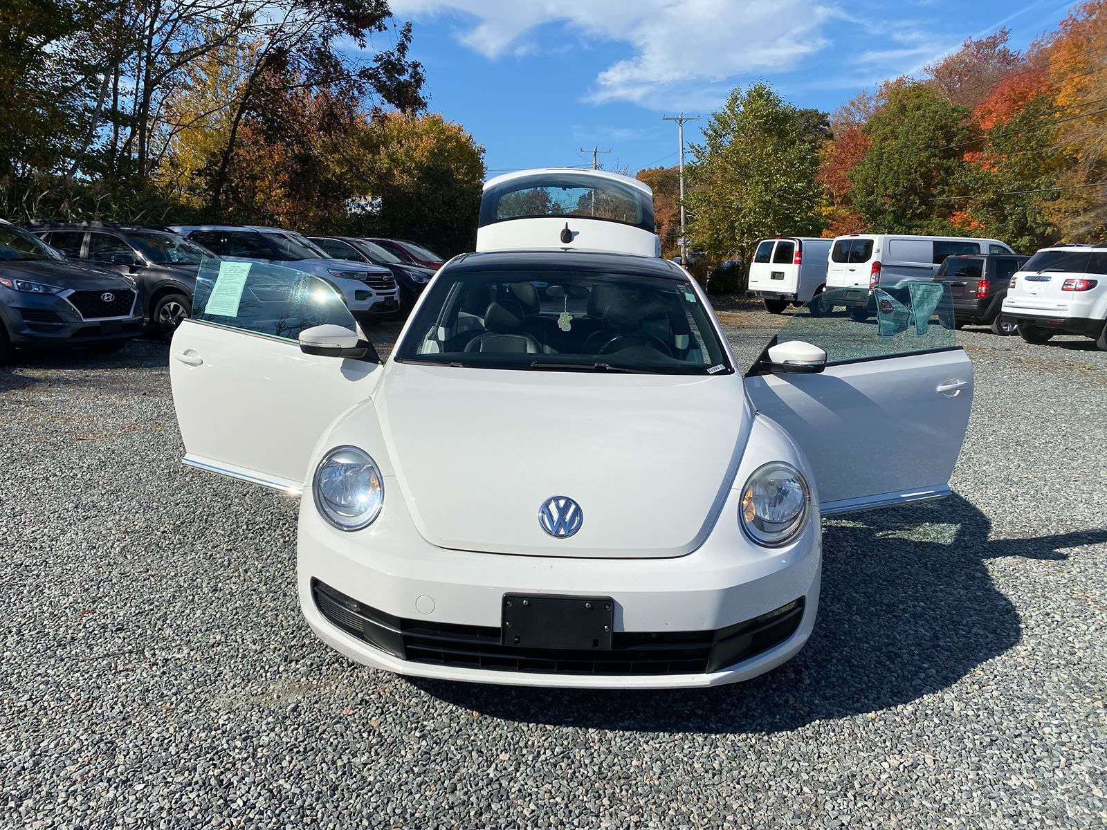 2012 Volkswagen Beetle 2.5L w/Sun PZEV 27