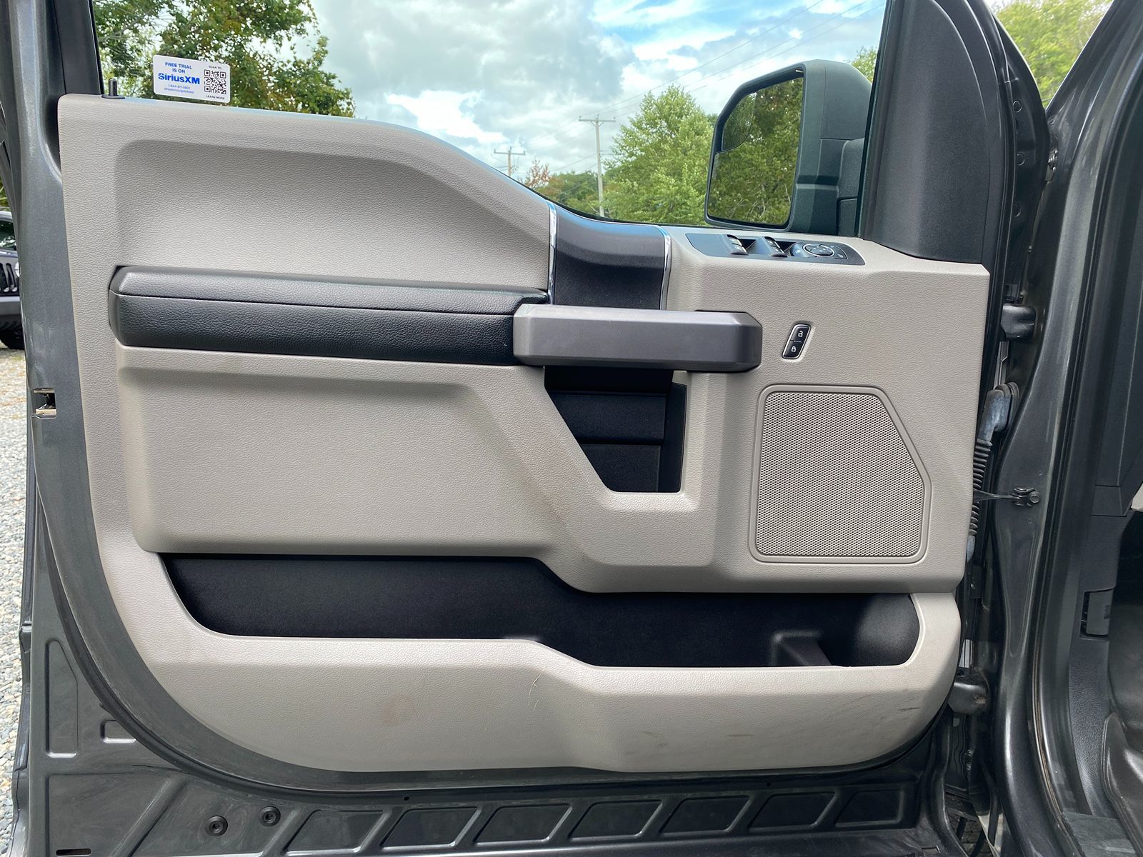 2019 Ford F-150 XLT 10