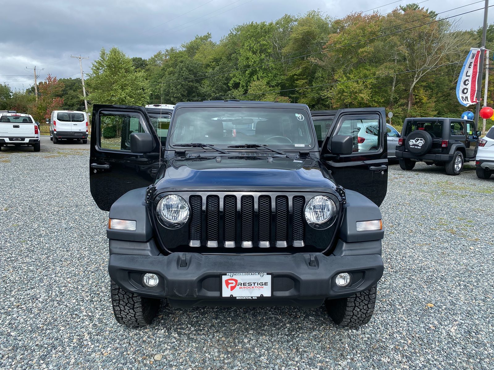 2016 Jeep Wrangler Unlimited Sport 32