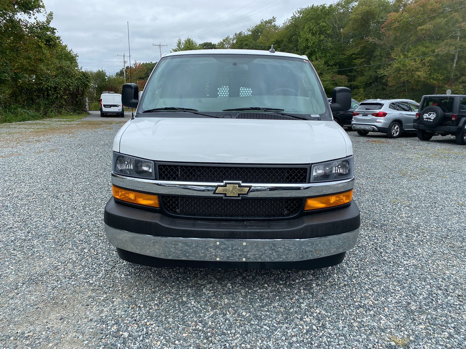 2022 Chevrolet Express Cargo Van  3