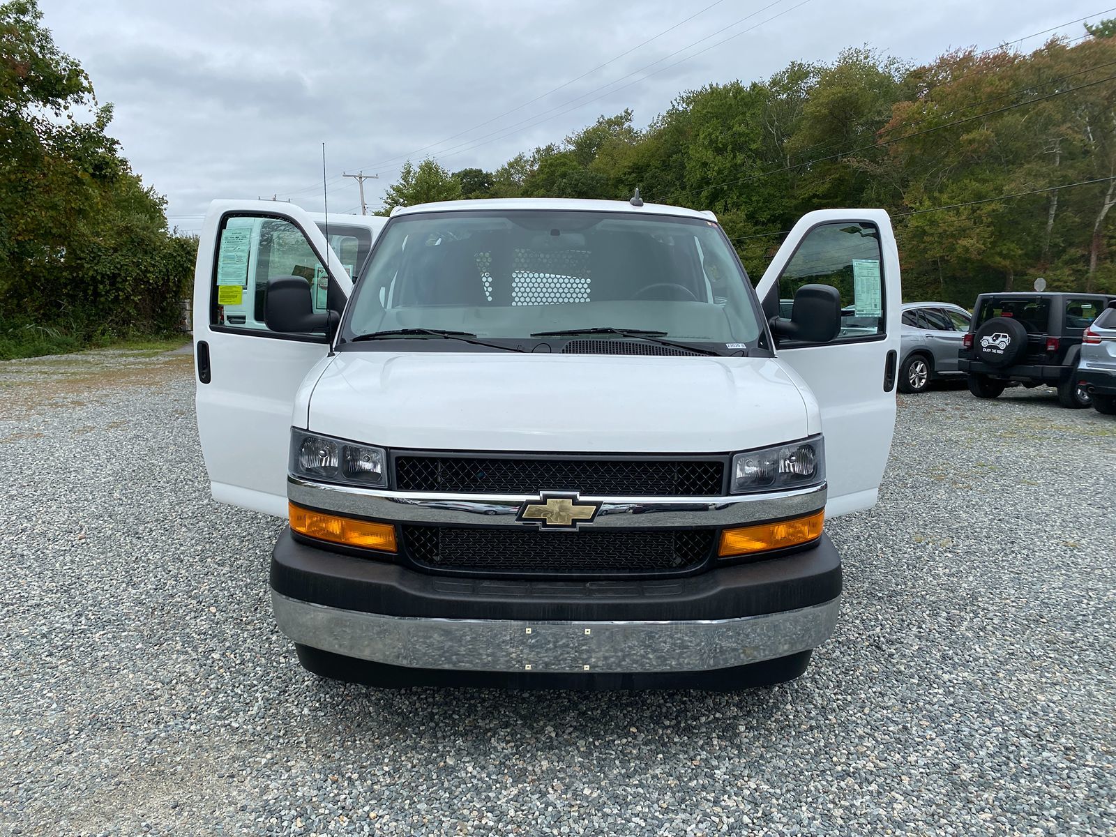 2022 Chevrolet Express Cargo Van  27