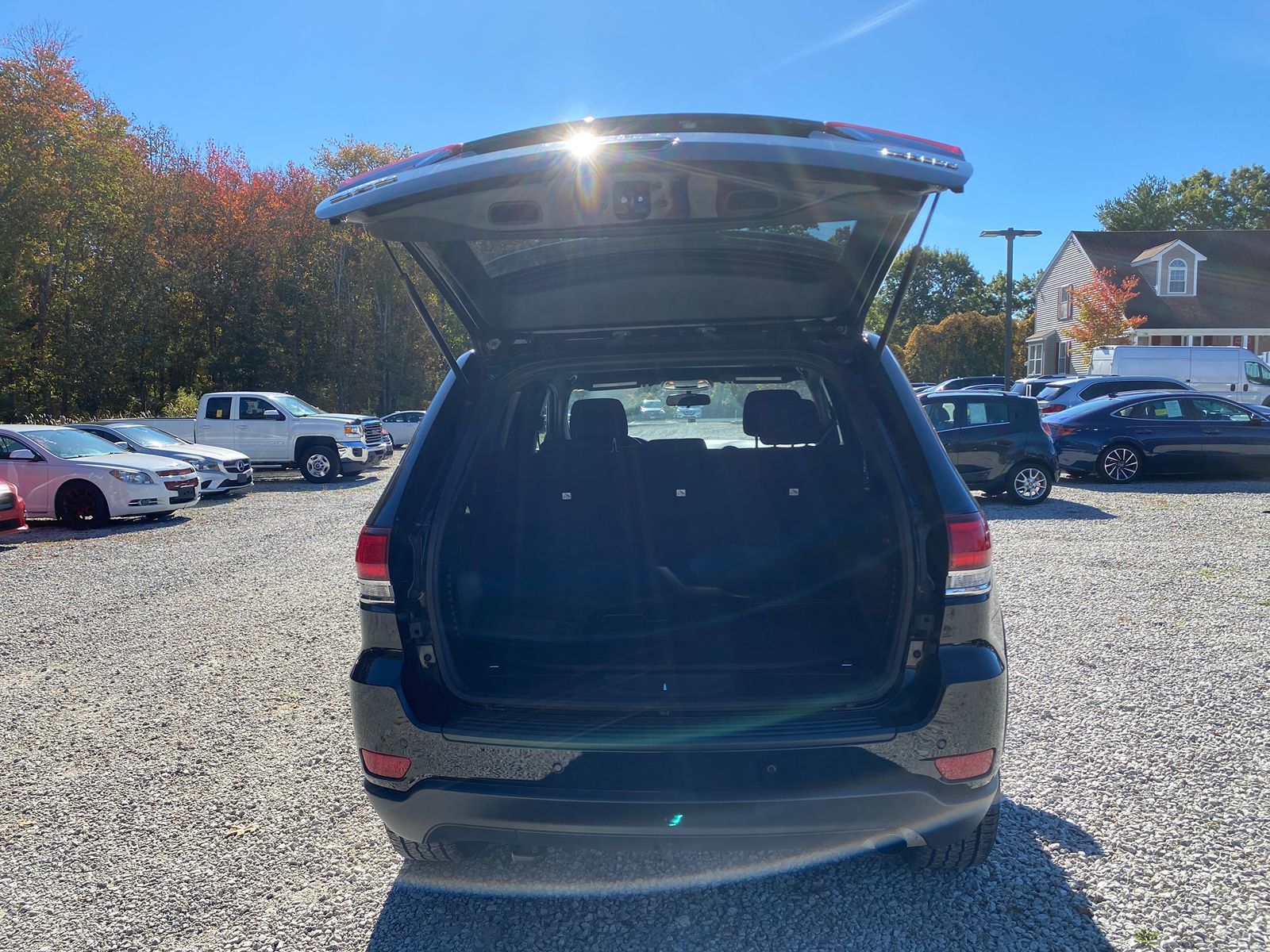 2021 Jeep Grand Cherokee Laredo E 25