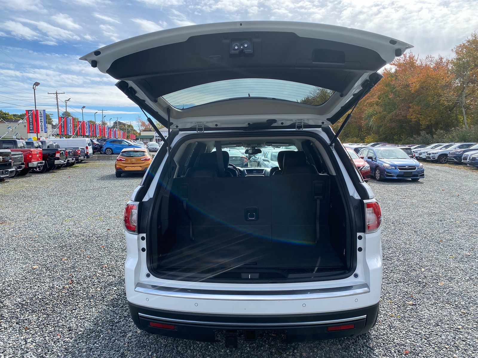 2016 GMC Acadia SLT 25