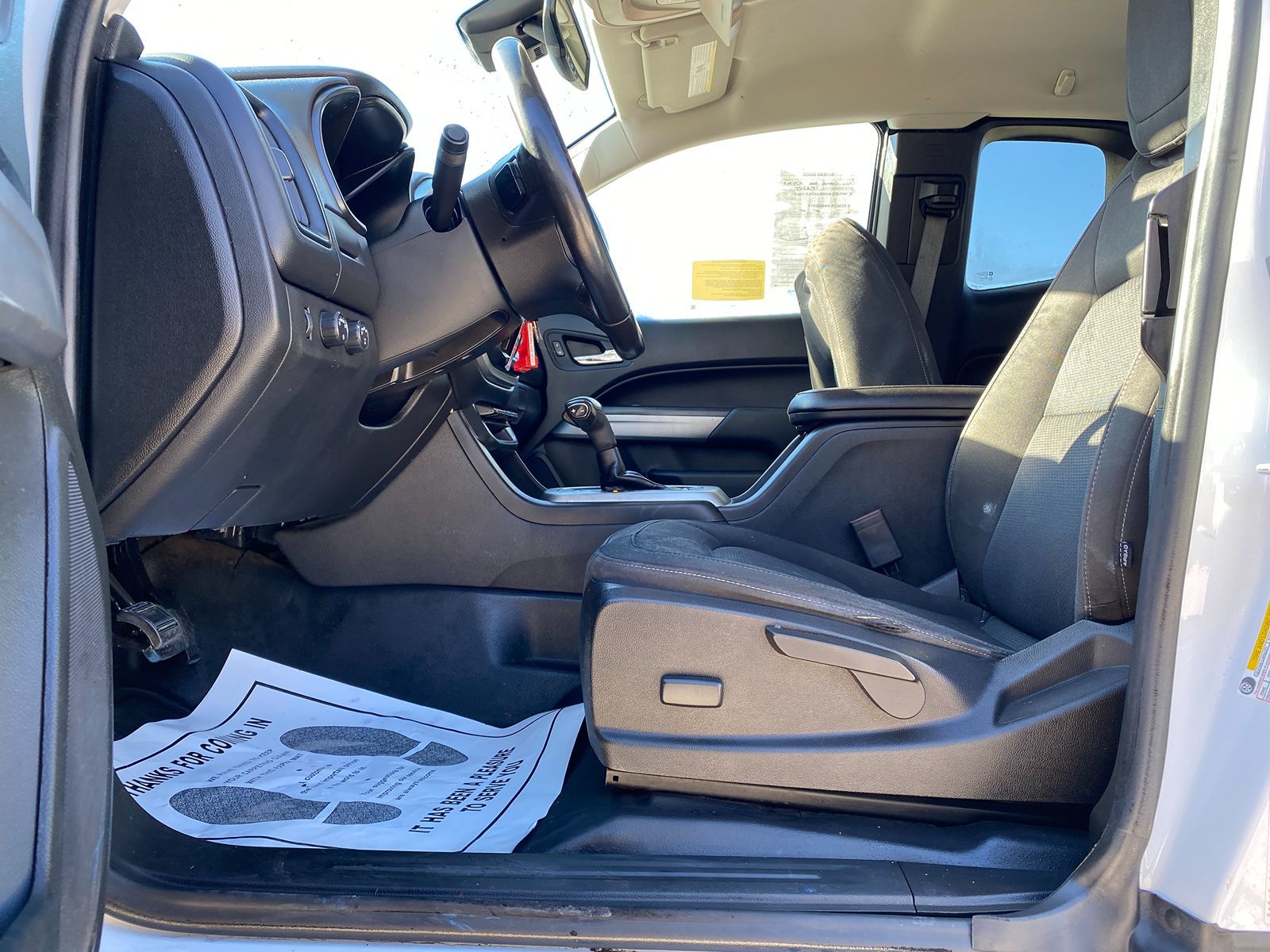 2021 Chevrolet Colorado 4WD LT 12