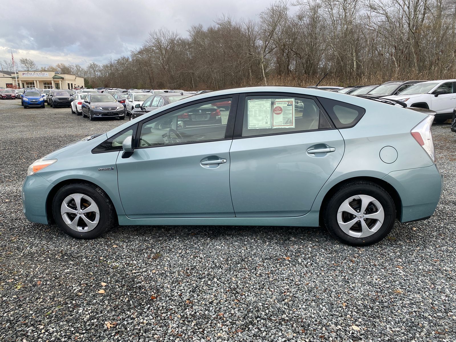 2014 Toyota Prius Two 9