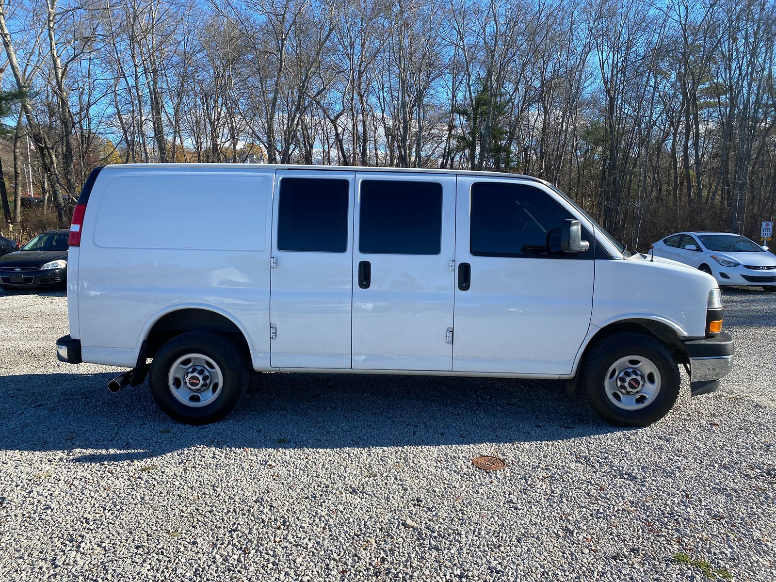 2020 GMC Savana Cargo Van  9