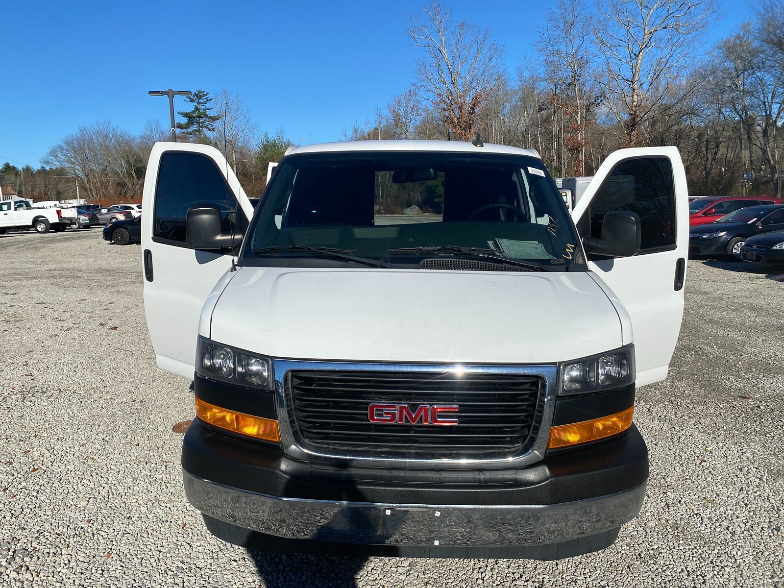 2020 GMC Savana Cargo Van  29