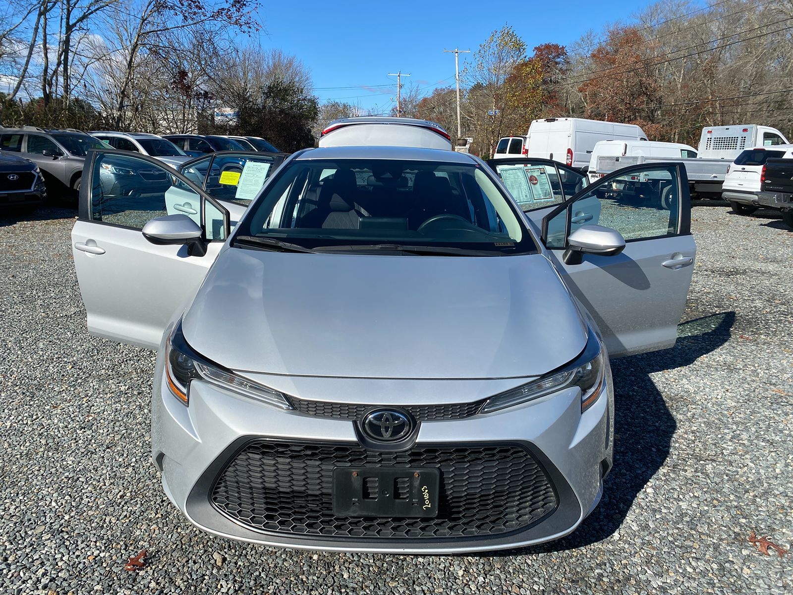 2020 Toyota Corolla LE 29