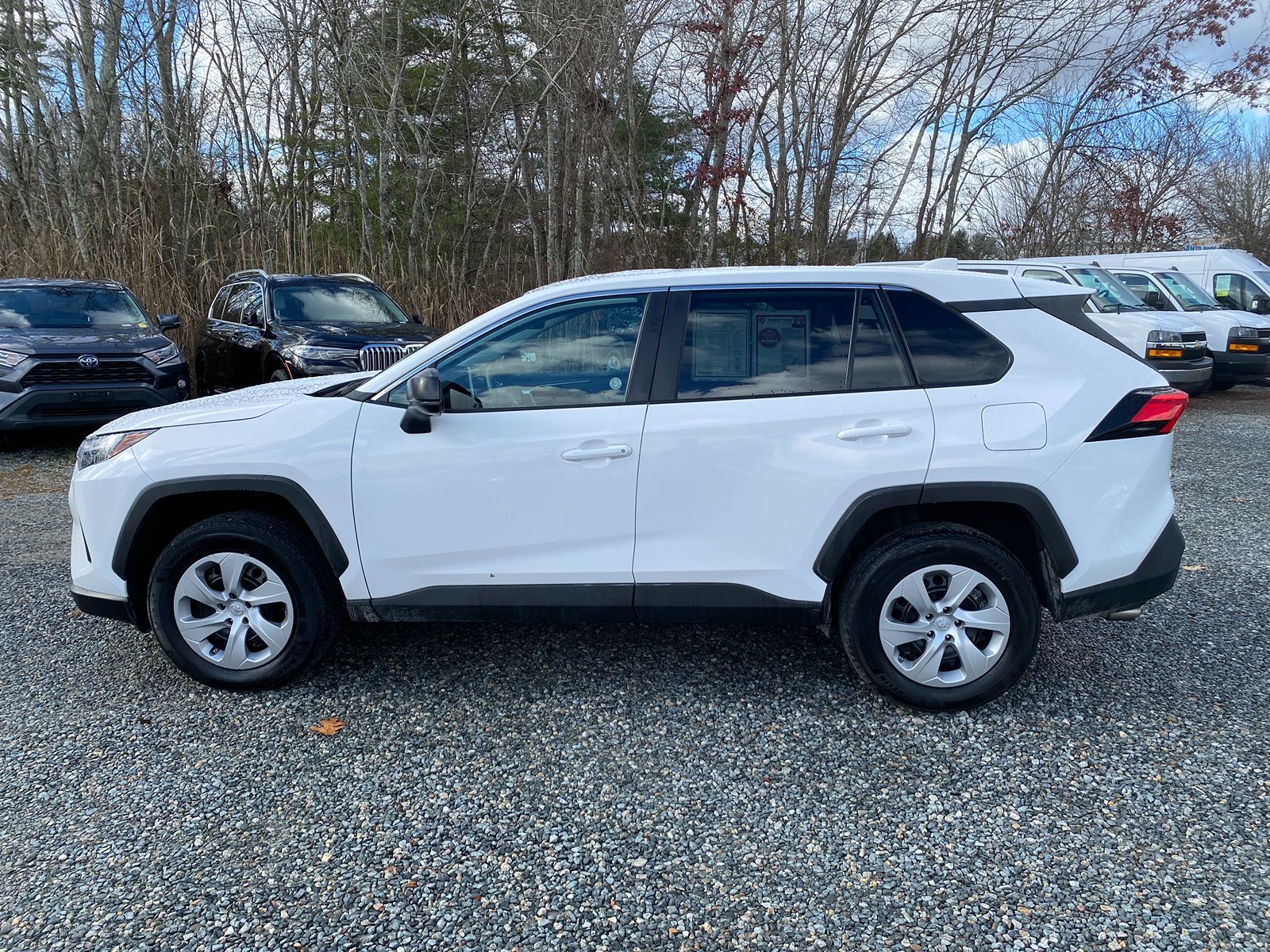 2024 Toyota RAV4 LE 9