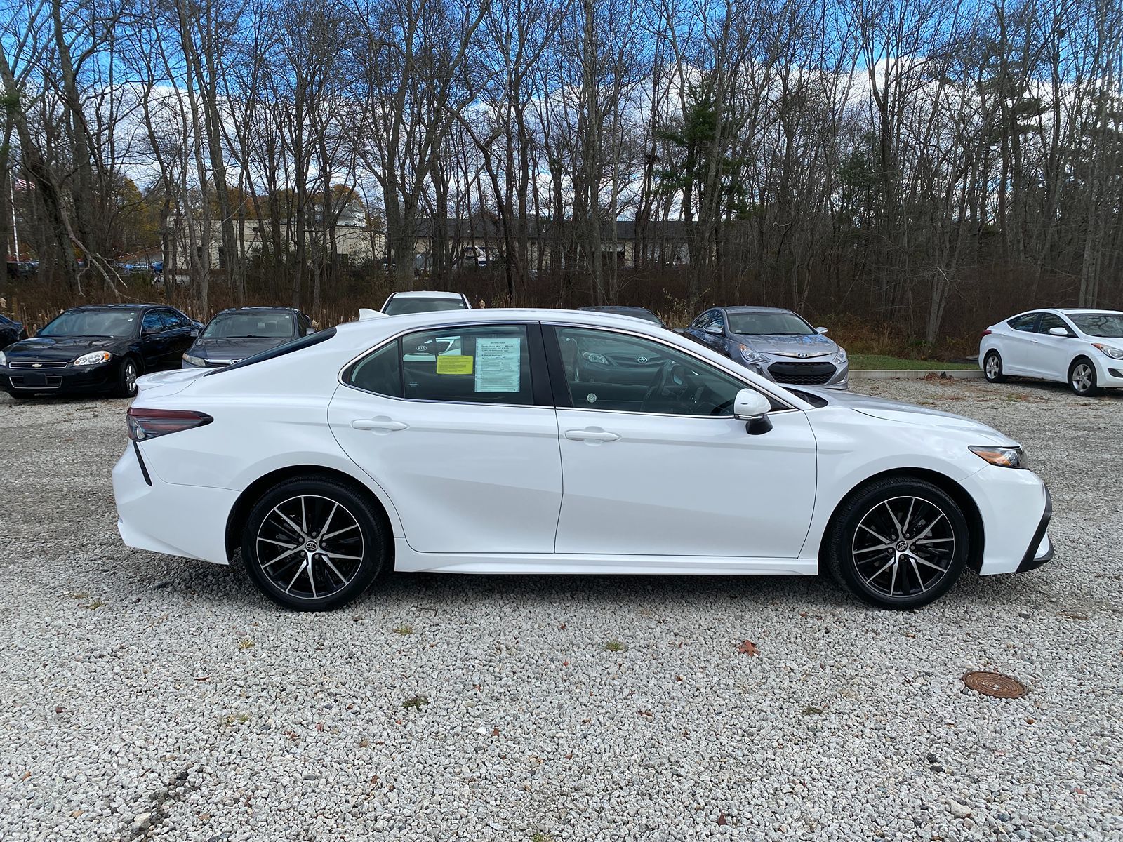 2024 Toyota Camry SE 9