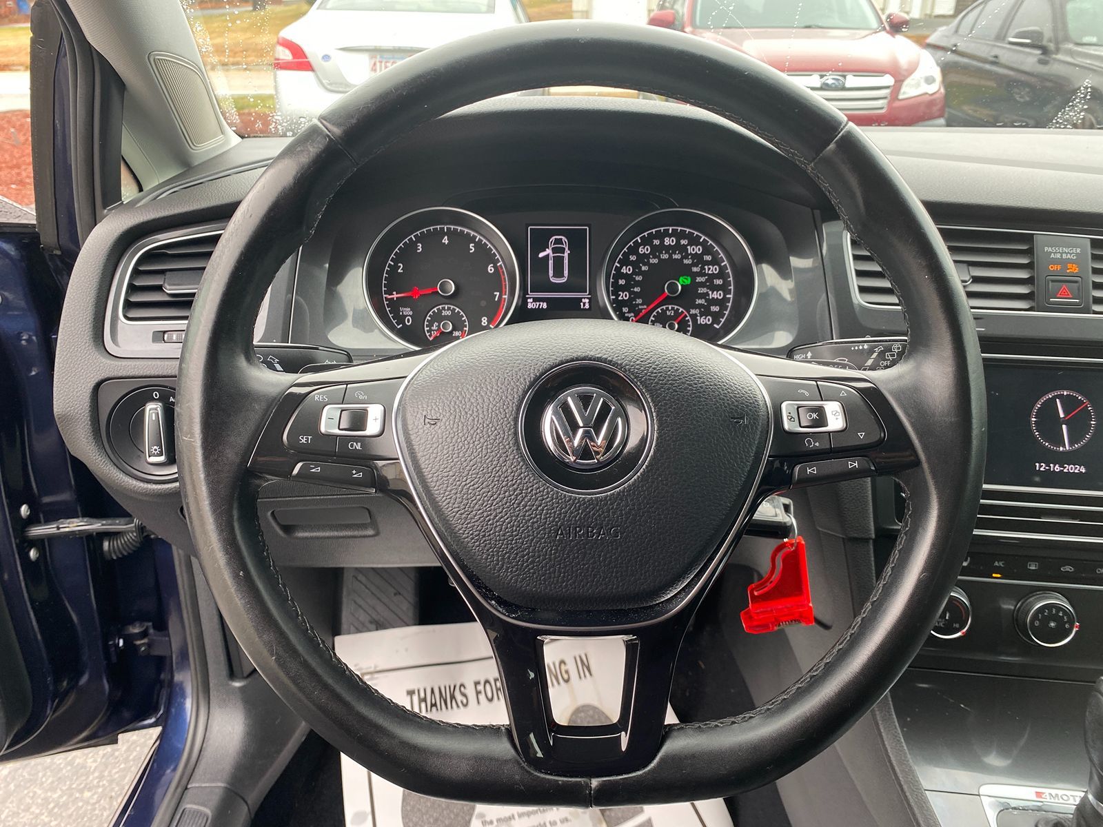 2018 Volkswagen Golf SportWagen S 14