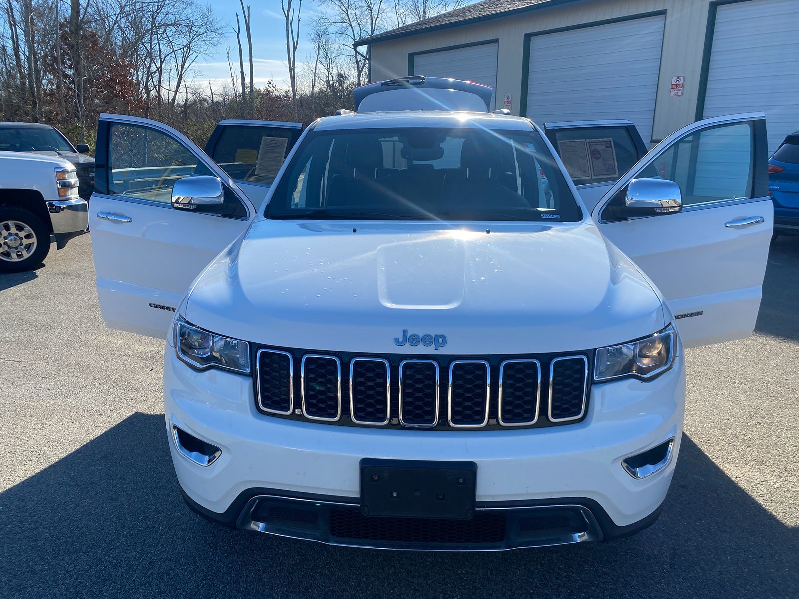 2018 Jeep Grand Cherokee Limited 30