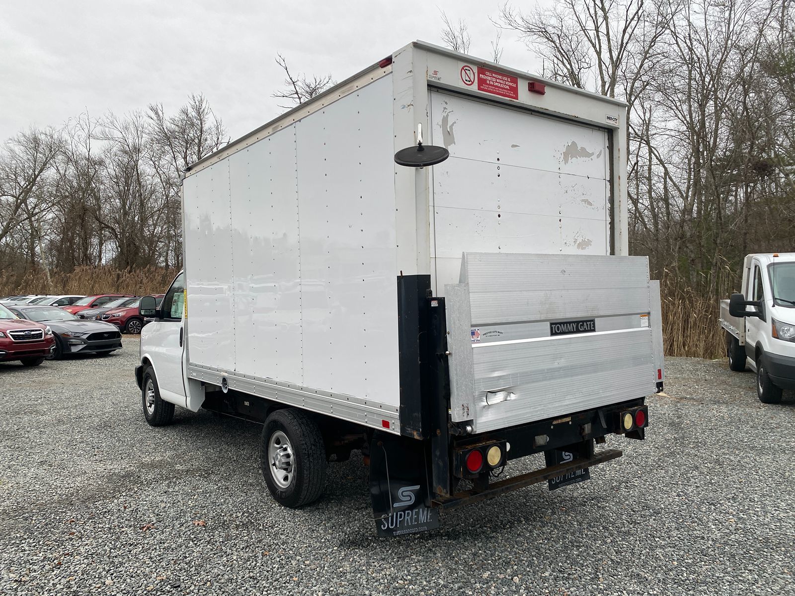 2017 Chevrolet Express Commercial Cutaway  8