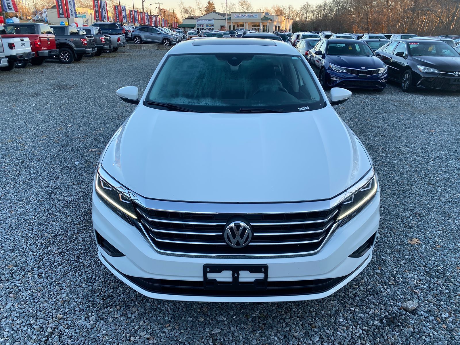 2021 Volkswagen Passat 2.0T SE 3