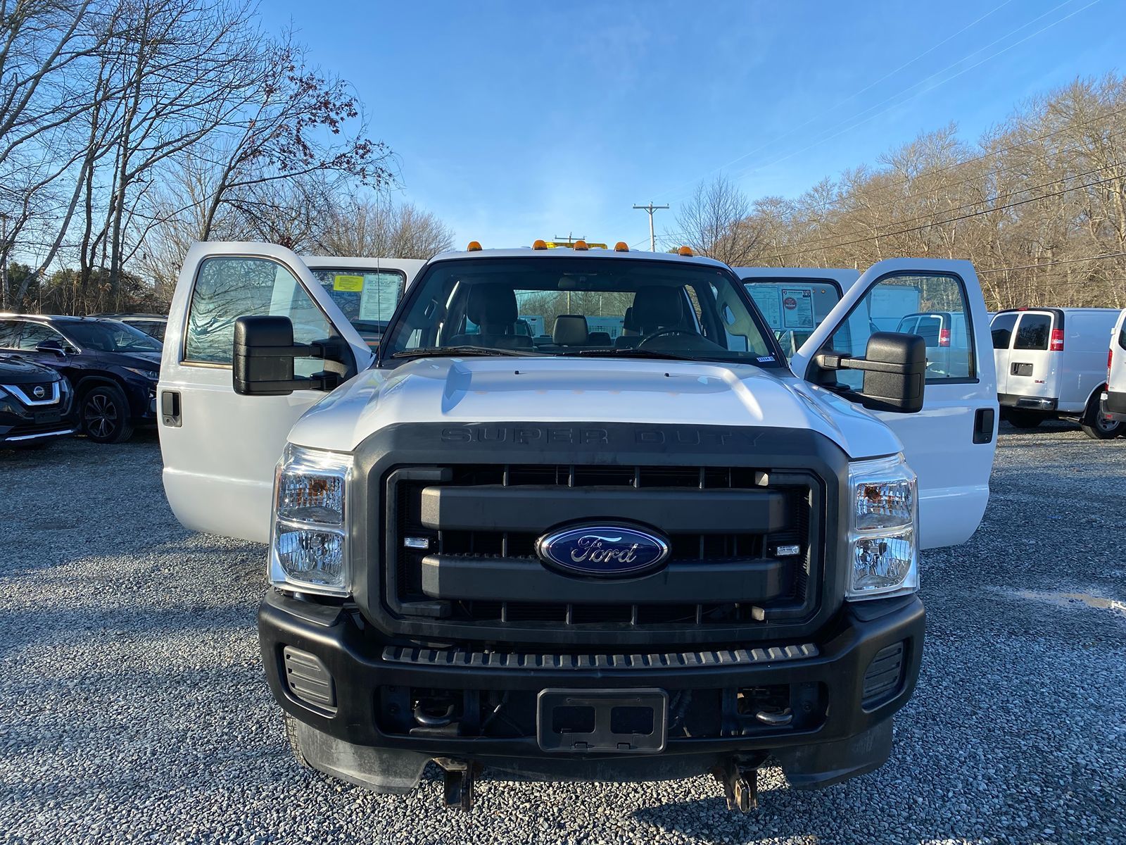 2015 Ford Super Duty F-350 DRW XL 27