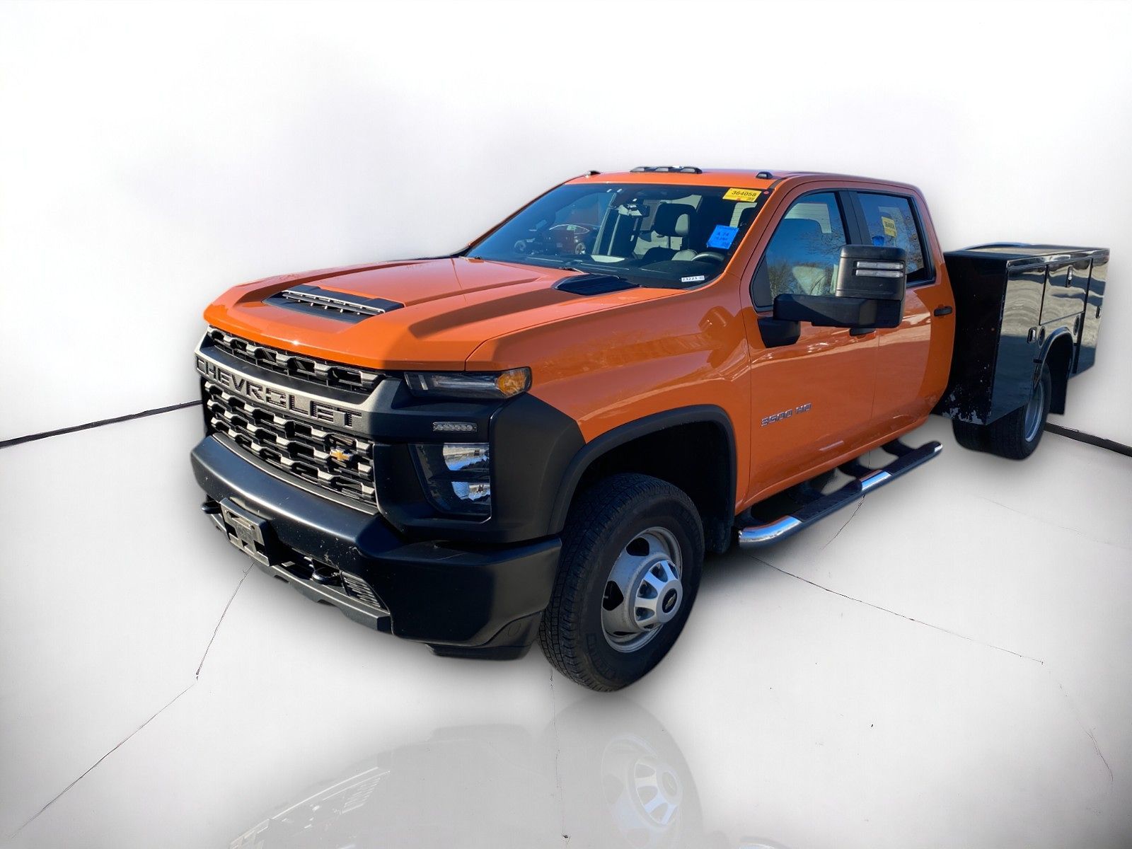 2020 Chevrolet Silverado 3500HD CC Work Truck 2