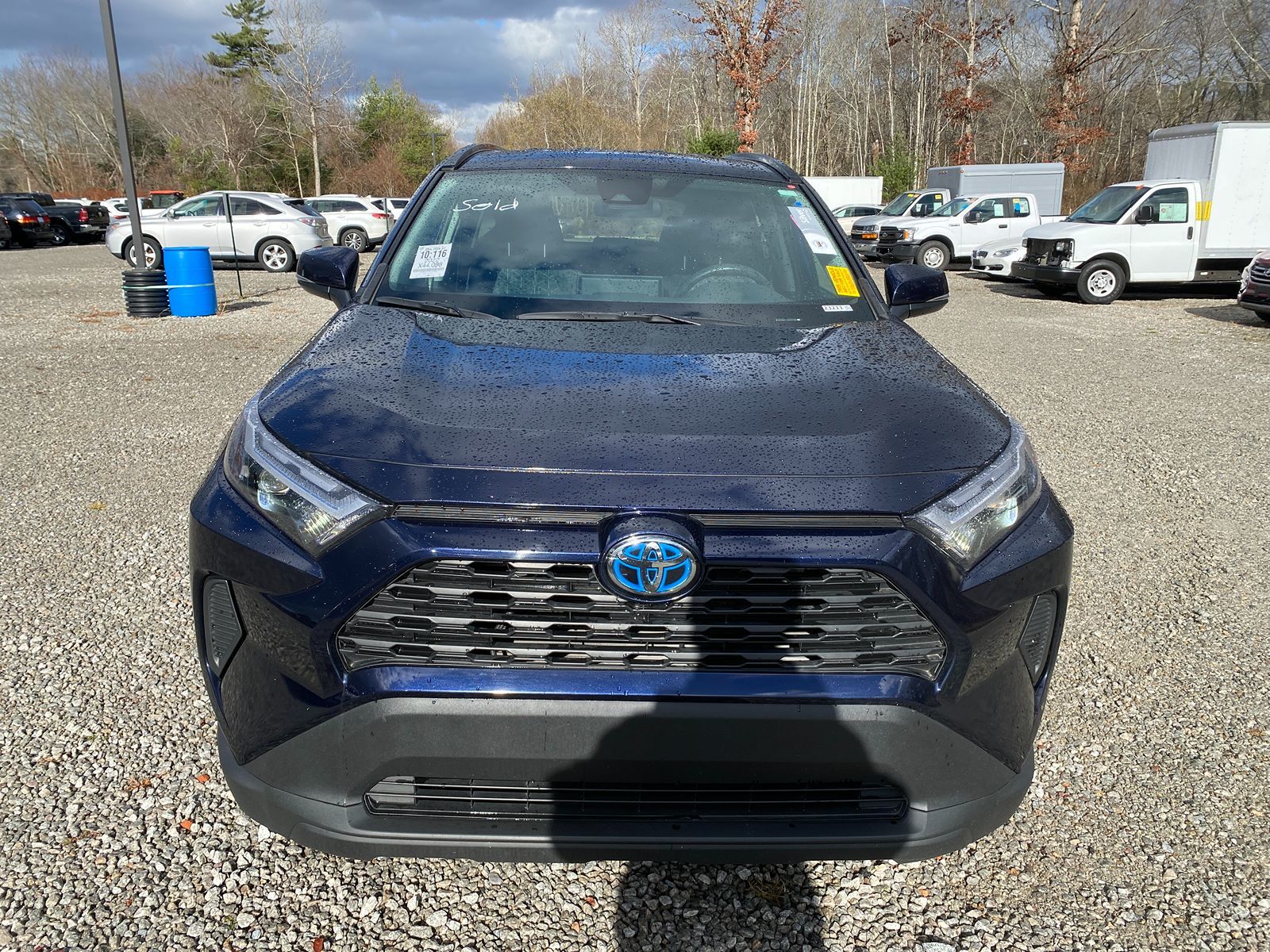 2022 Toyota RAV4 Hybrid XLE 3