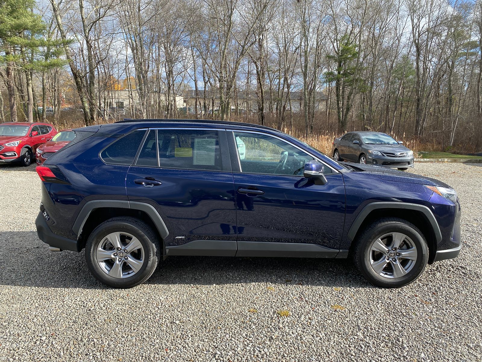 2022 Toyota RAV4 Hybrid XLE 4