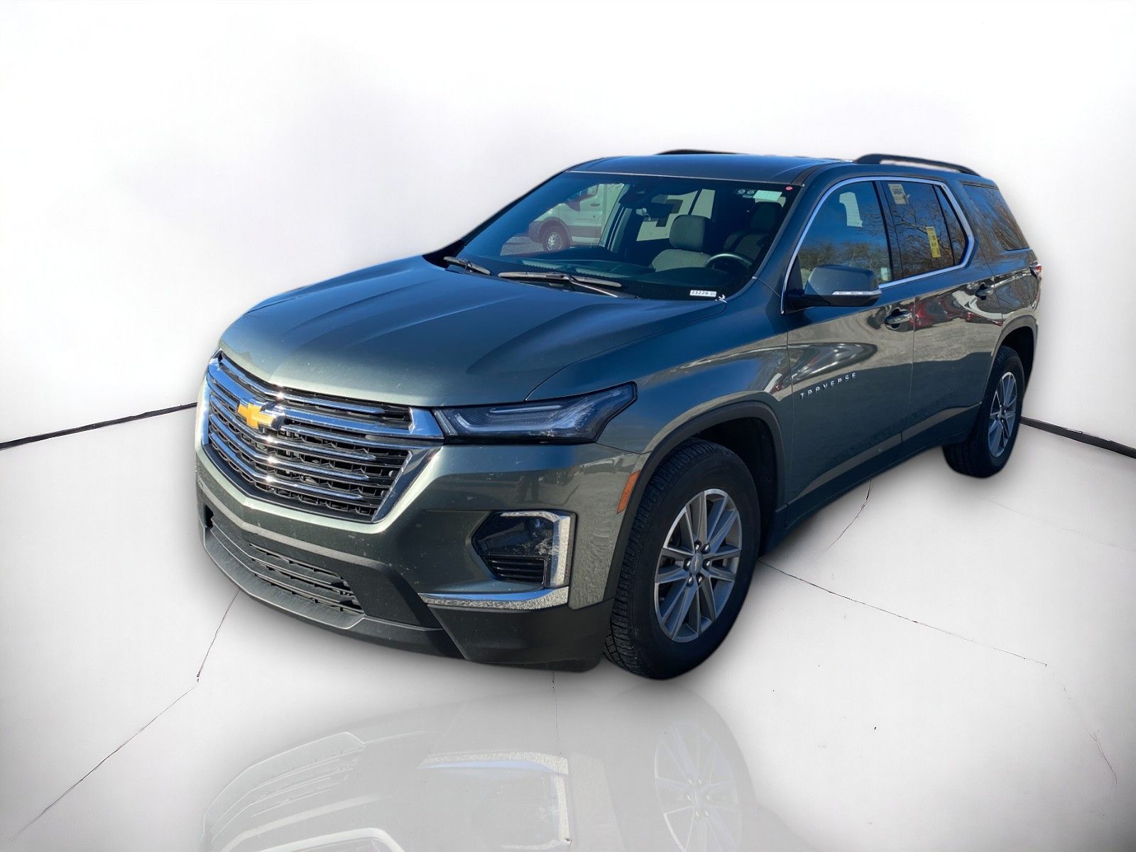 2023 Chevrolet Traverse LT Cloth 2