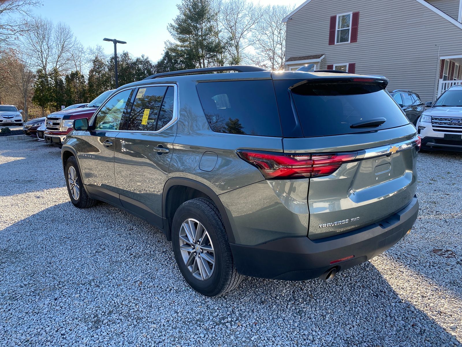 2023 Chevrolet Traverse LT Cloth 8