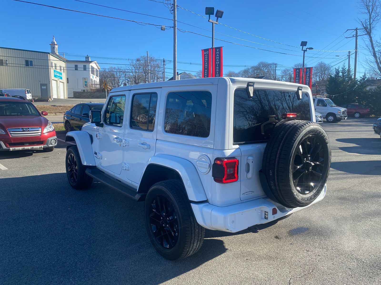 2021 Jeep Wrangler Unlimited Sahara High Altitude 8