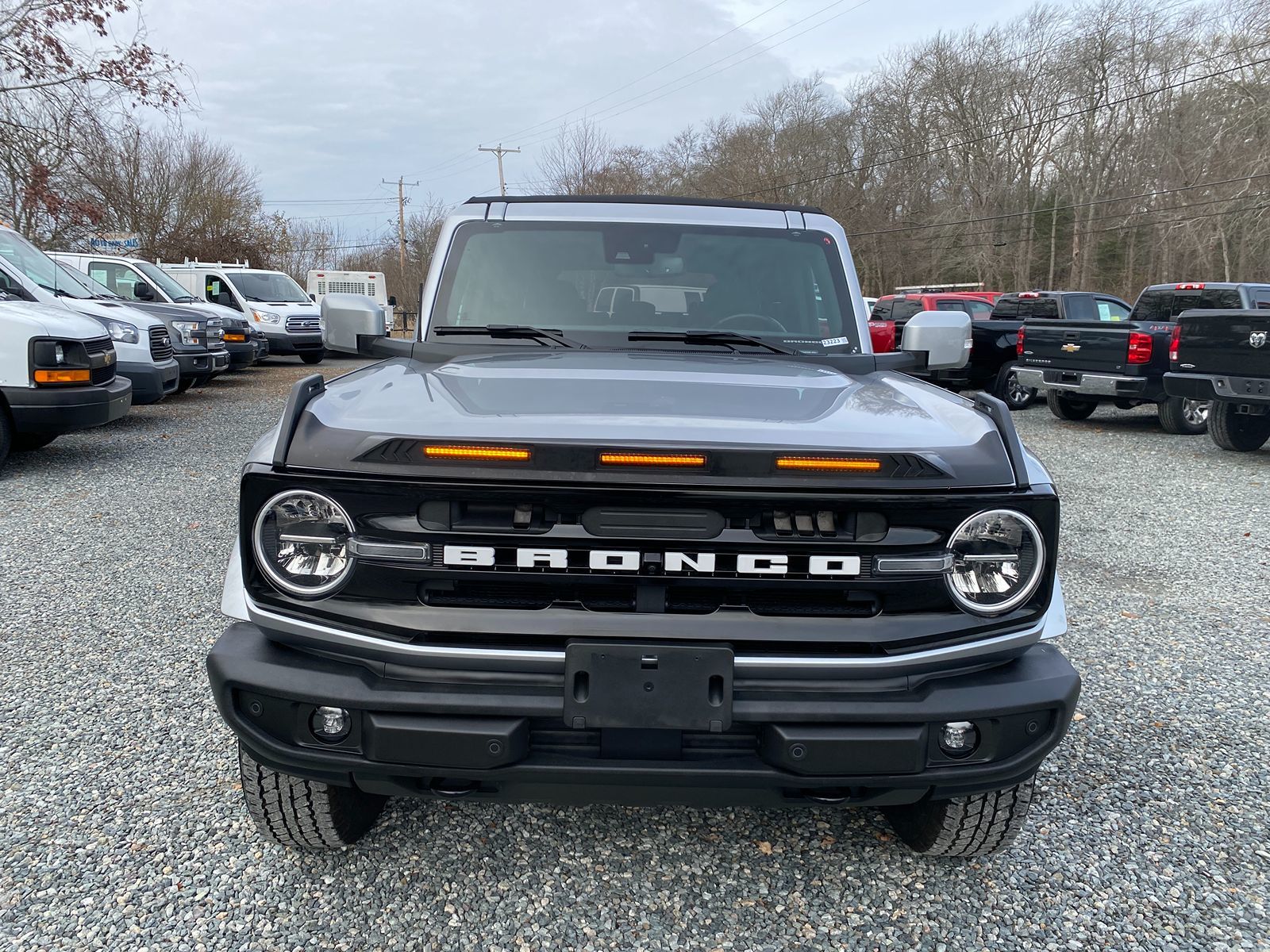 2023 Ford Bronco Outer Banks 3