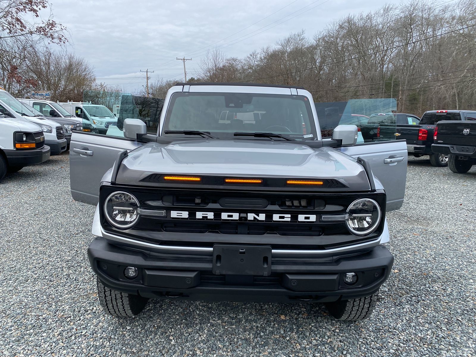 2023 Ford Bronco Outer Banks 27