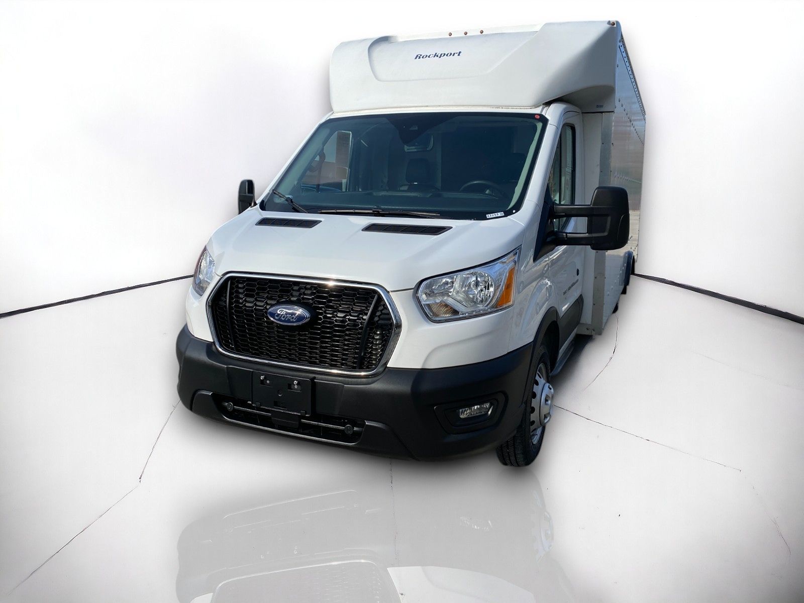 2020 Ford Transit Cutaway  2