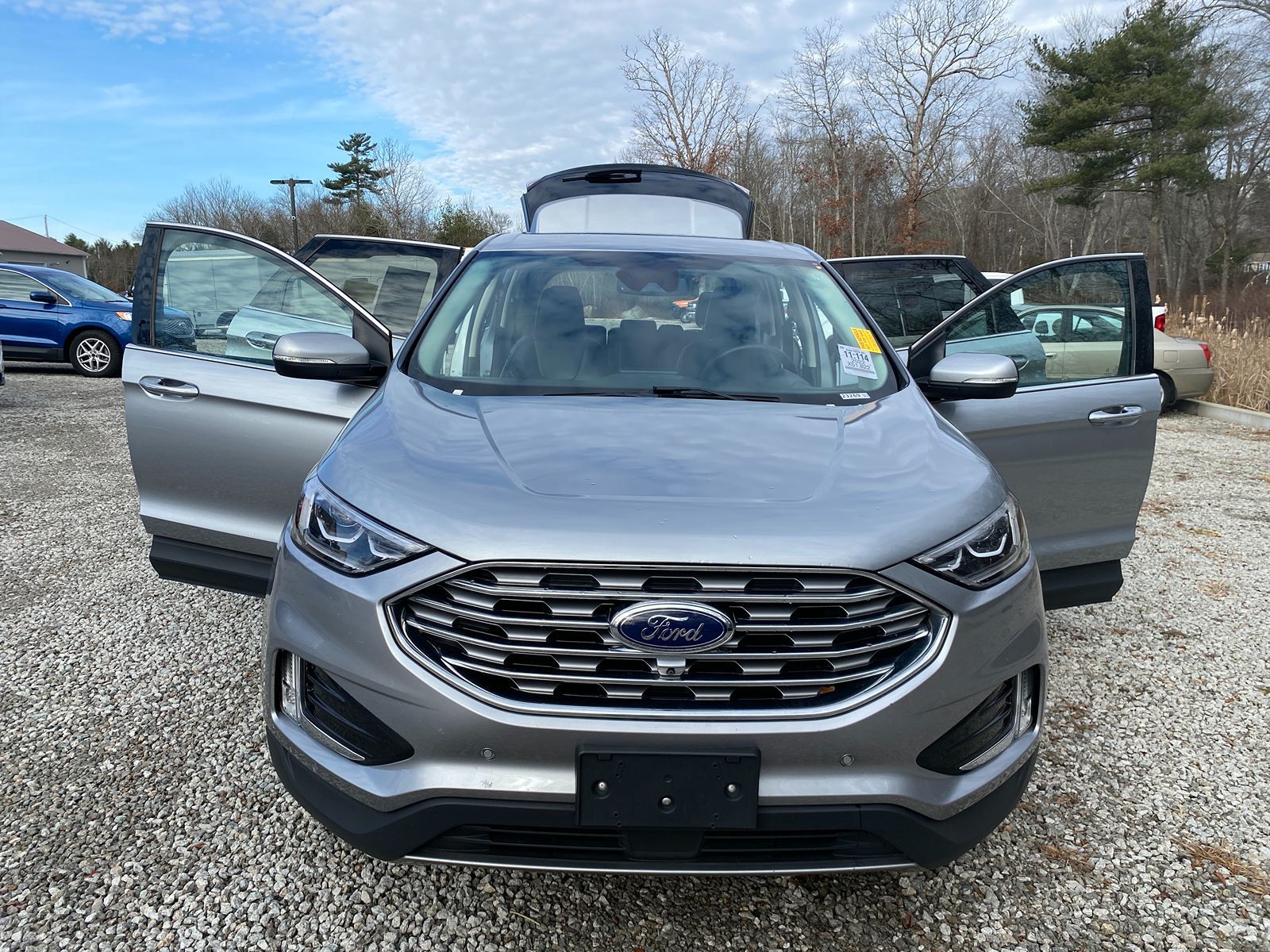 2022 Ford Edge Titanium 26