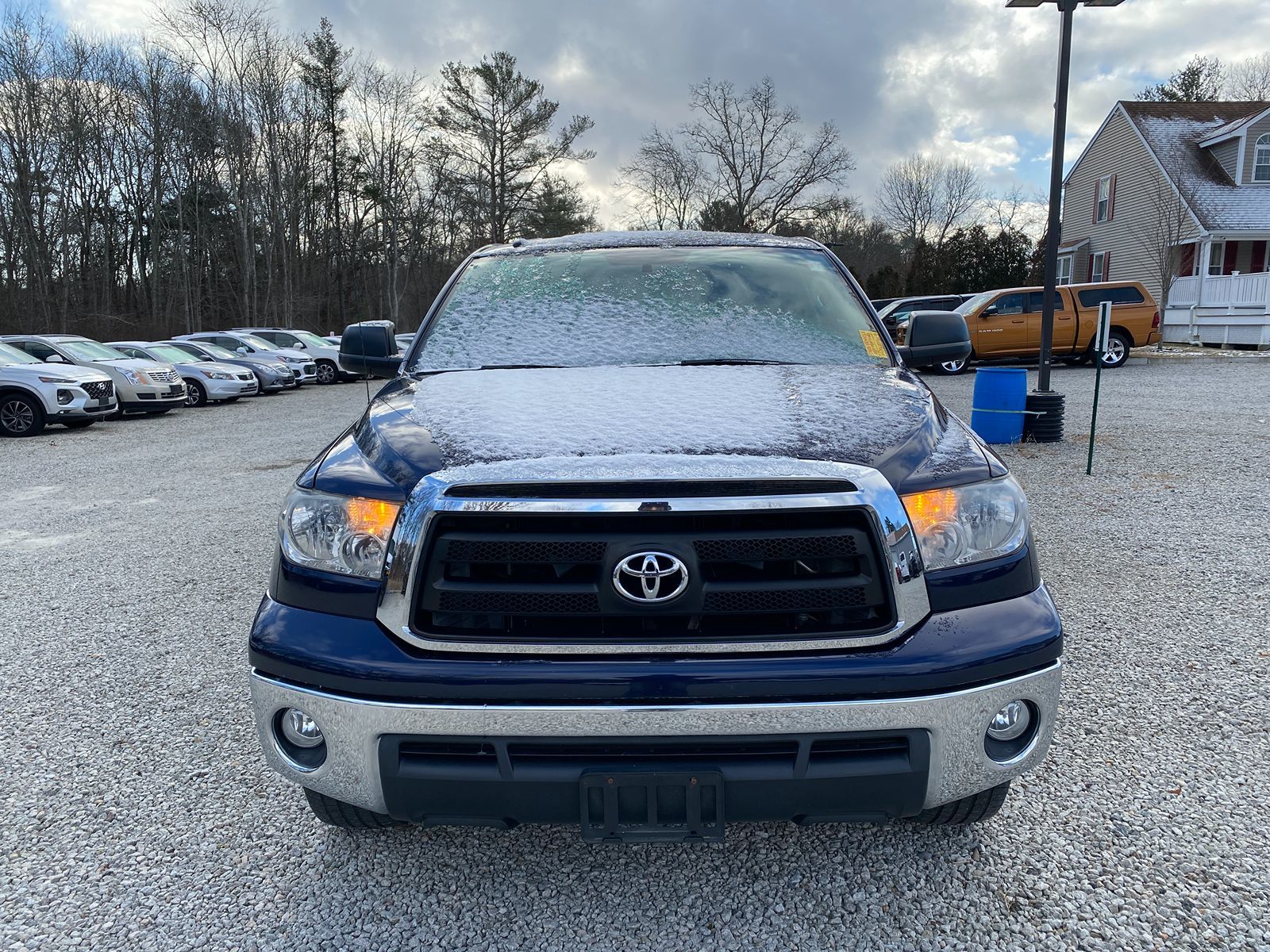 2012 Toyota Tundra 4WD Truck  3