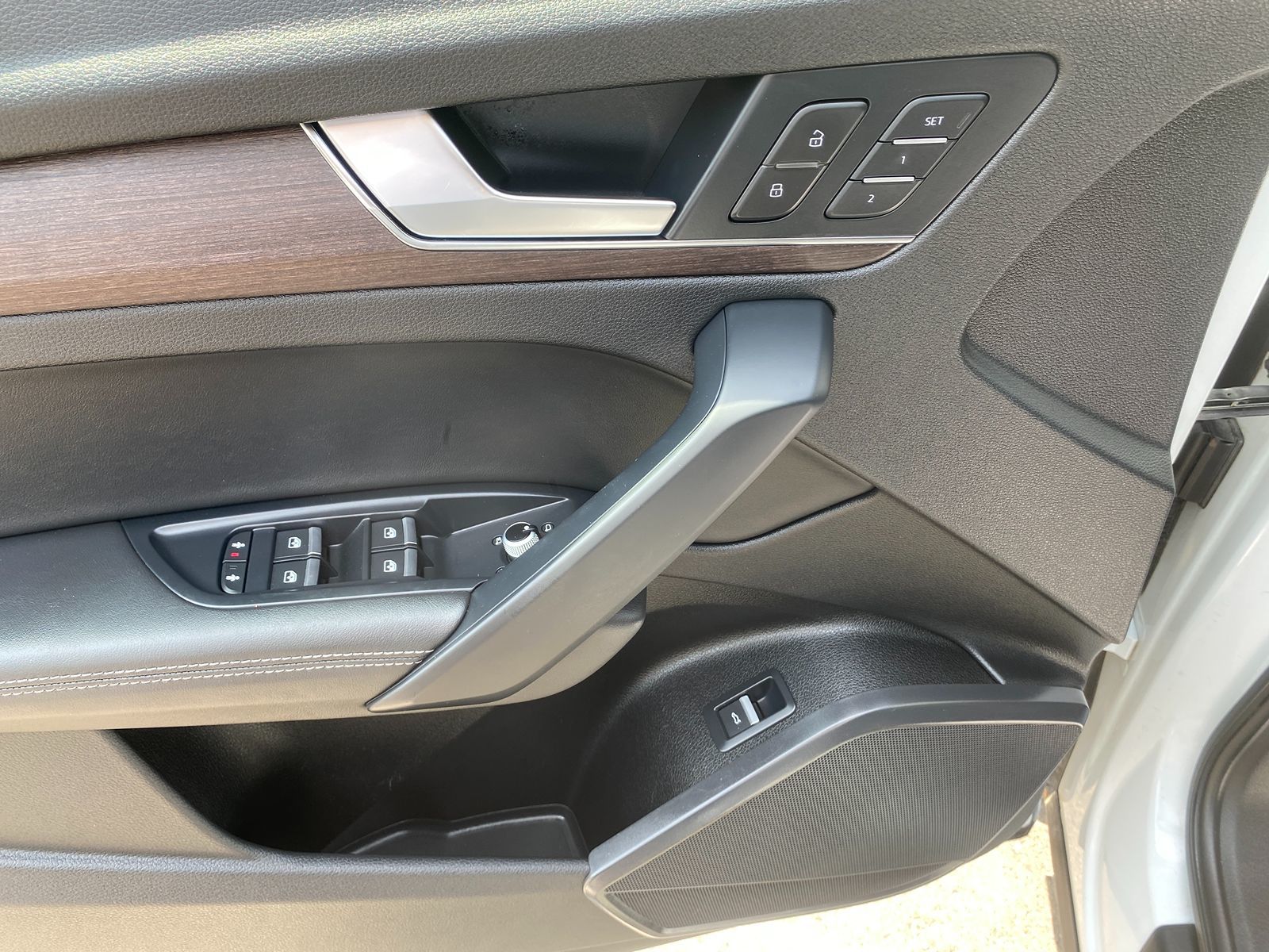 2021 Audi Q5 Premium Plus 45 TFSI photo 10