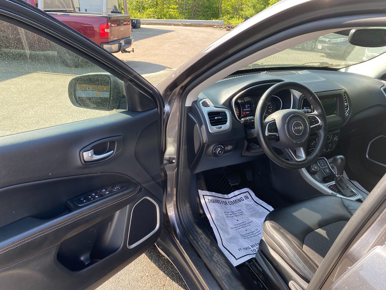2019 Jeep Compass Latitude photo 9
