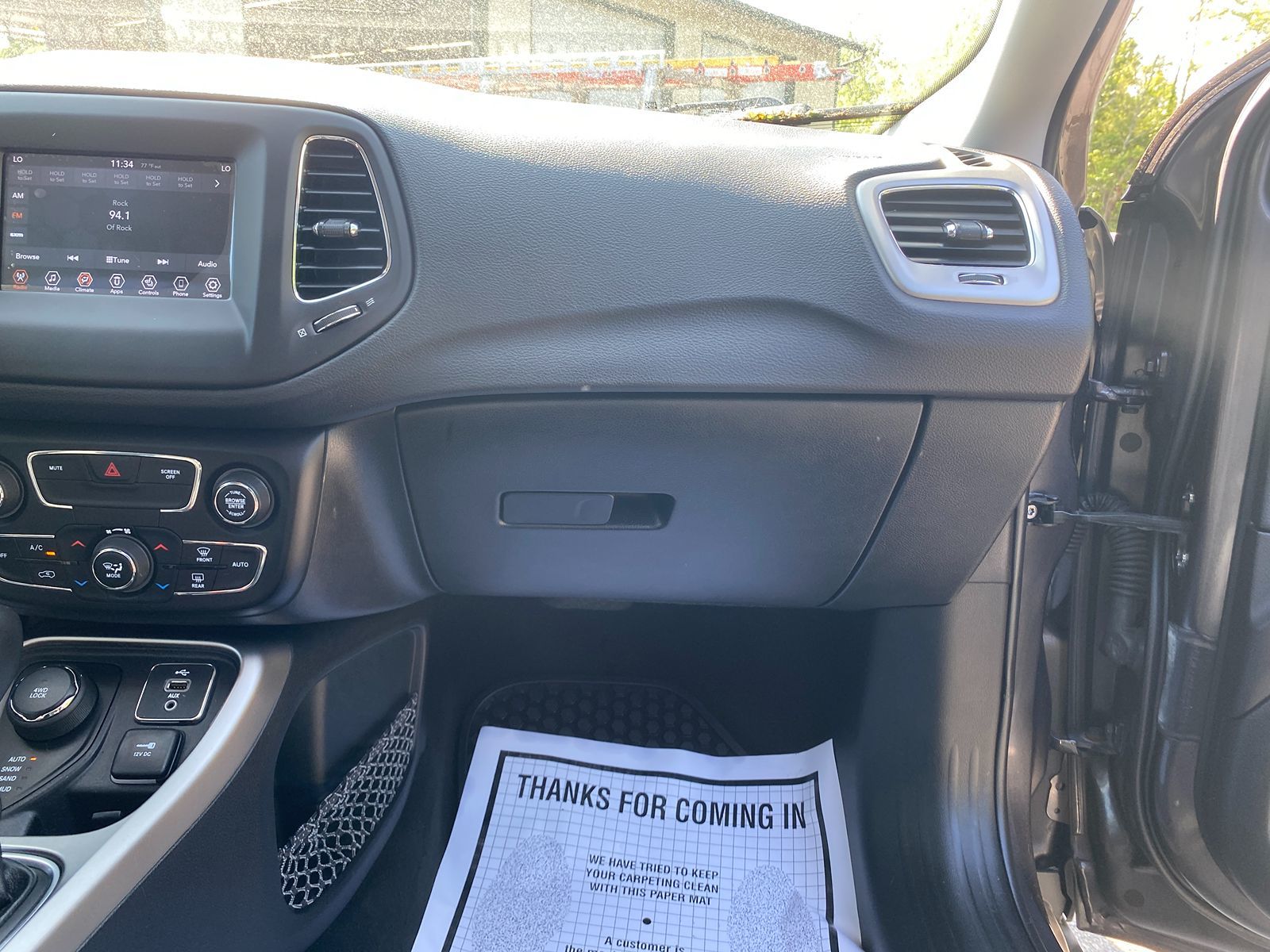 2019 Jeep Compass Latitude photo 25