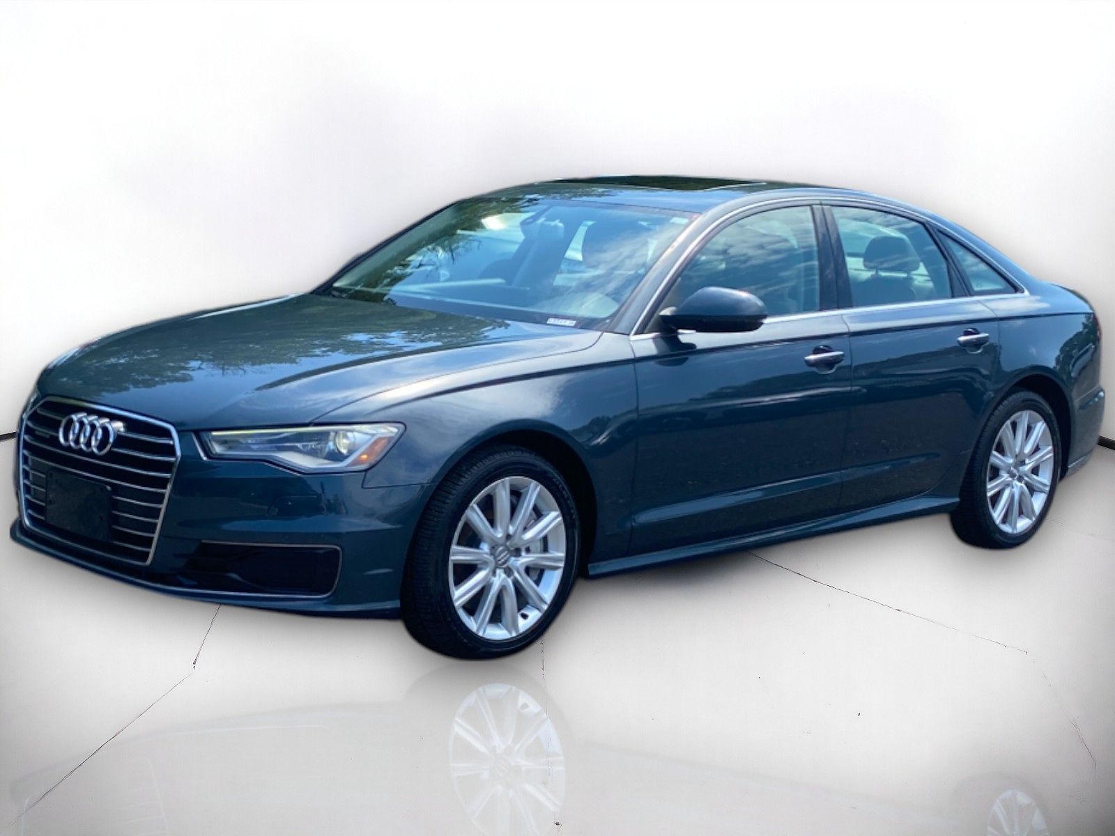 2016 Audi A6 2.0T Quattro Premium Plus photo 2