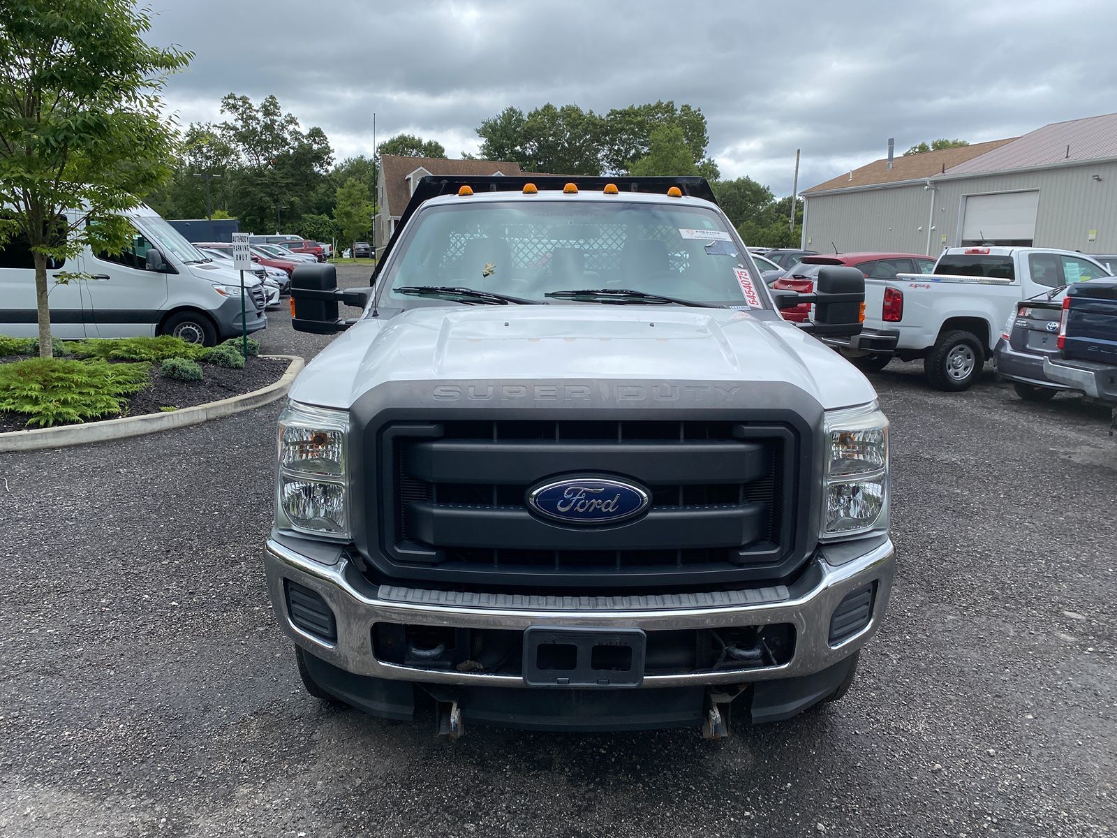 2015 Ford F-350 XL photo 2
