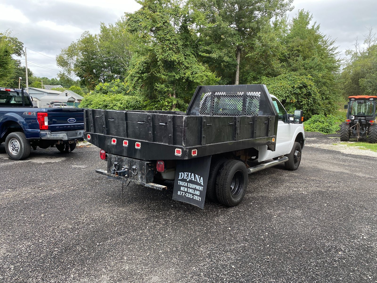 2015 Ford F-350 XL photo 4