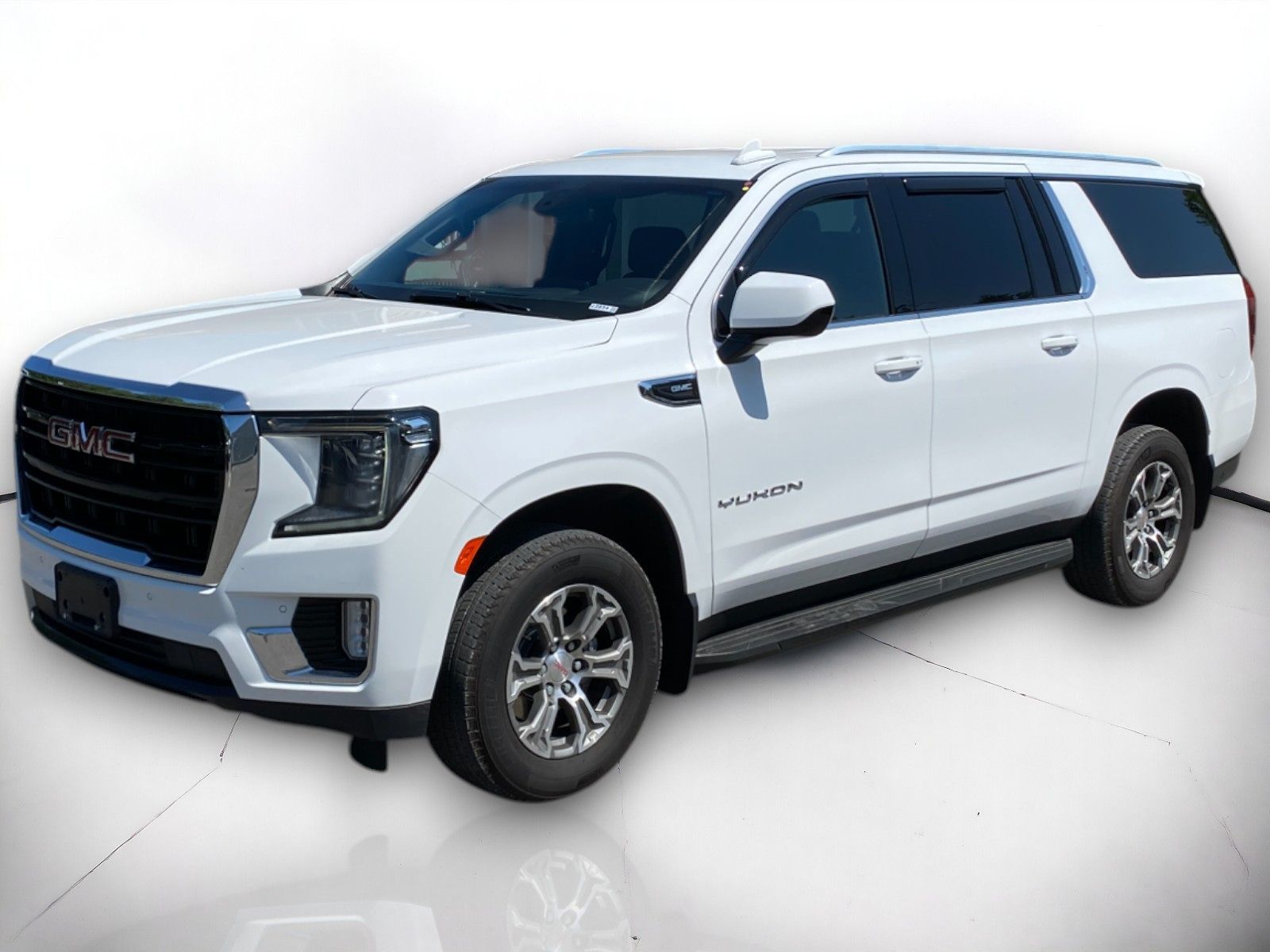 2021 Gmc Yukon XL SLE photo 2