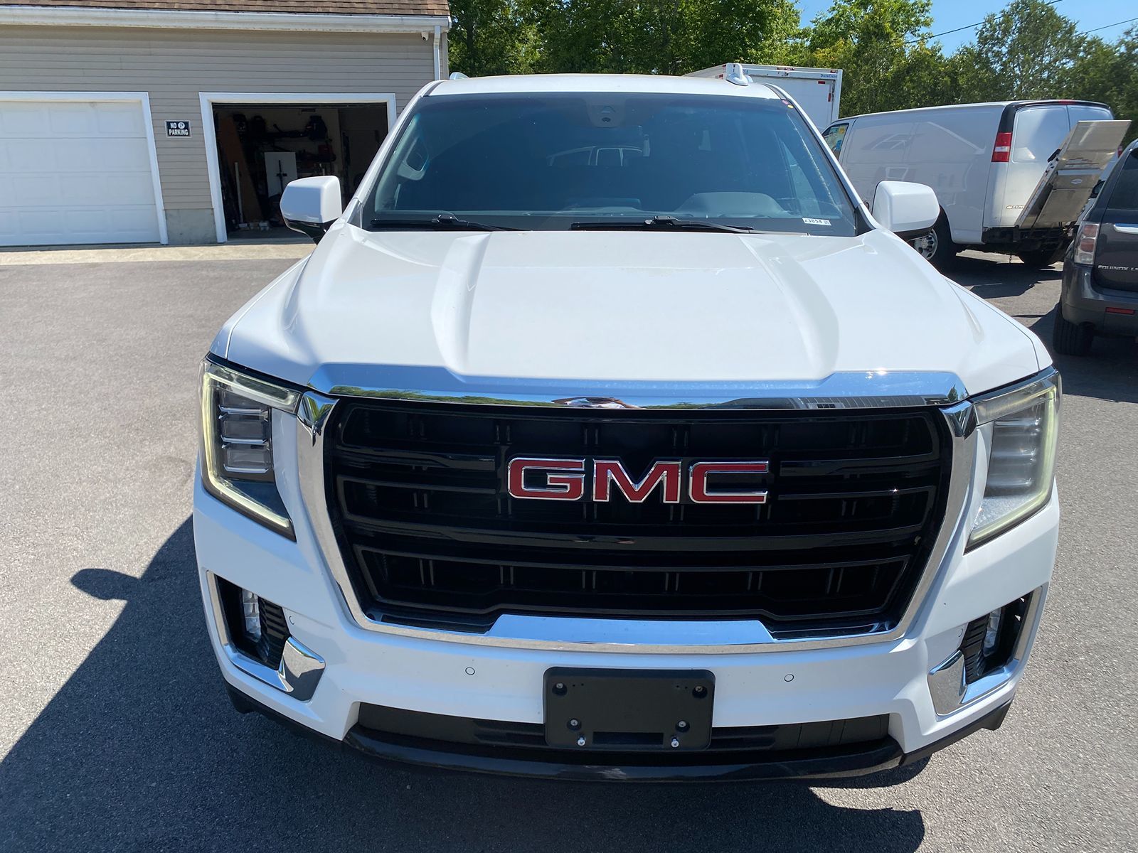 2021 Gmc Yukon XL SLE photo 3