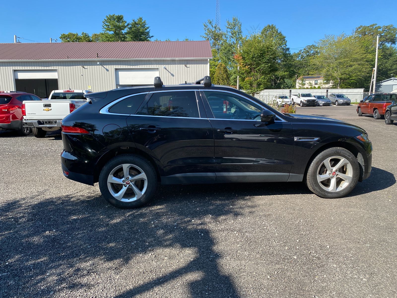 2020 Jaguar F-PACE Premium photo 4