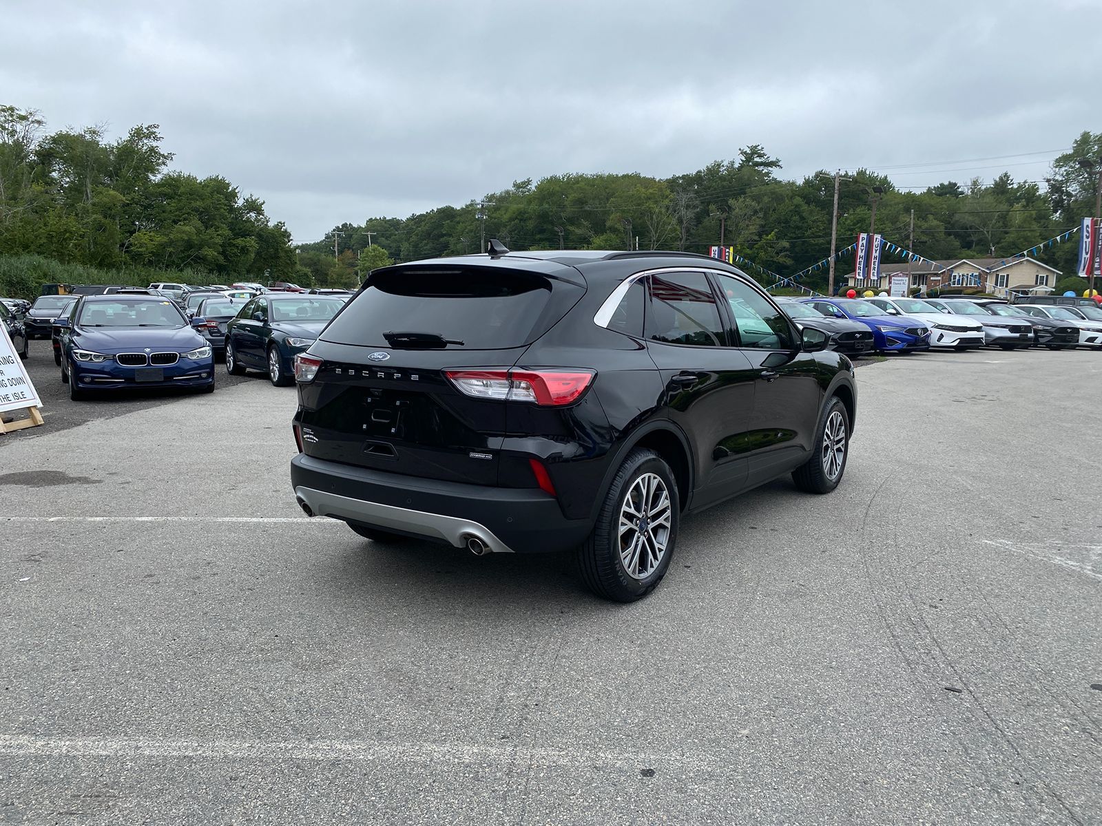 2021 Ford Escape SEL Hybrid photo 4
