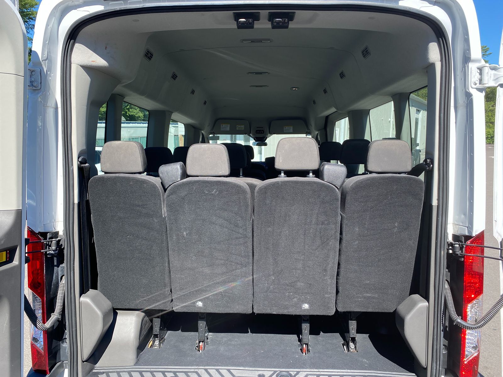 2023 Ford Transit Passenger Van XLT - Photo 24